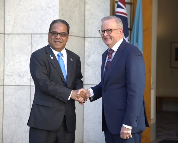 President Simina Meets with Prime Minister Albanese During Official Visit to Australia
