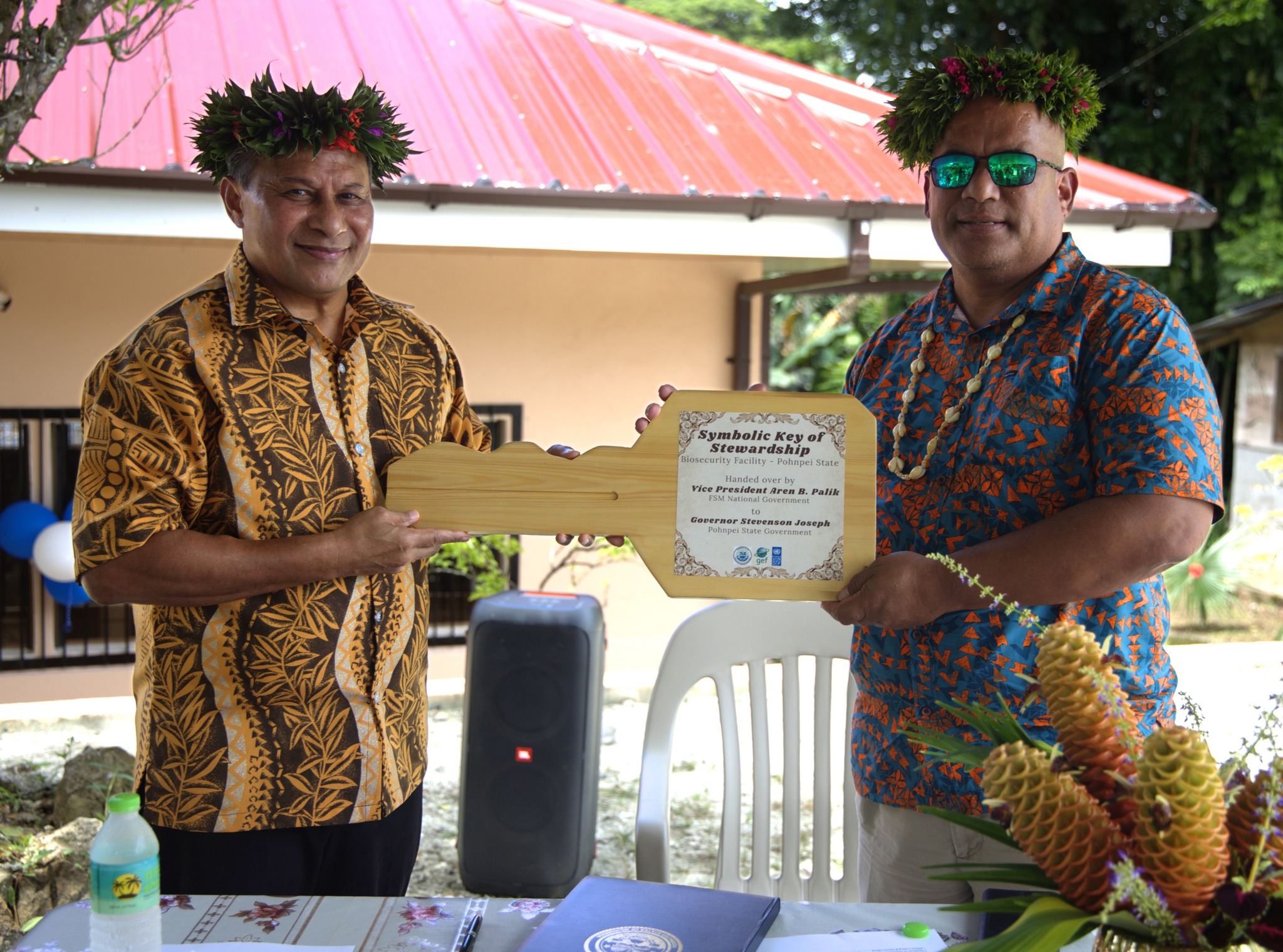 Vice President Palik Hands Over Renovated Biosecurity Facility in Pohnpei